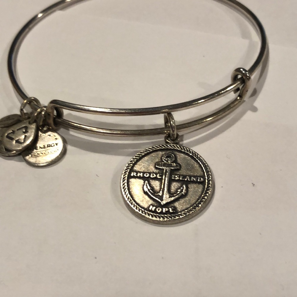 Rhode Island ~ Hope. Charm
